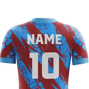 Maillot de football personnalisé par sublimation, fabriqué avec un tissu haute performance, design respirant, idéal pour les équipes et les clubs - Product Image 3