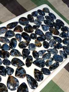 หินปาล์มเพียเตอร์ไซต์หินคริสตัลทำด้วยมือธรรมชาติอัญมณีหลวมผิวเรียบสำหรับการรักษาและให้เป็นของขวัญ - Product Image 2