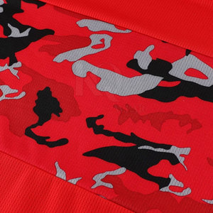 Ensemble complet d'uniformes de basket-ball officiels pour hommes, avec maillot et short respirants, vêtements de sport légers, parfaits pour les joueurs d'équipe - Product Image 3