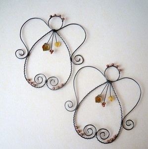 Juego de 2 Adornos Navideños Modernos de Hierro Forjado Hechos a Mano con Diseño Personalizado para Decoración Navideña del Hogar - Product Image 1