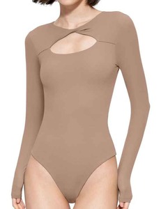 Body de compresión personalizado con cuello redondo para mujer, mono ajustado elástico de una pieza de manga larga hecho en Pakistán OEM 2025 - Product Image 4