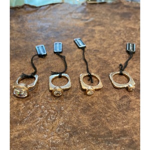 Anillo artesanal único para mujer hecho en Italia con piedra - Product Image 5