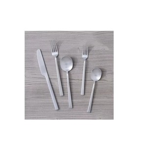 Top des ventes de couverts en acier inoxydable pour banquet Couverts en acier inoxydable argenté Couverts de cuisine - Product Image 6