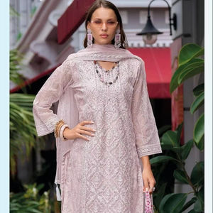 Sofisticado elegante invierno Shalwar Kameez Organza bordado Top Dupatta pesado opaco Santoon inferior interior indio paquistaní - Product Image 1