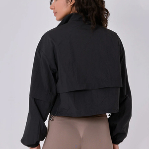 Veste coupe-vent légère de qualité supérieure avec logo personnalisé, col montant zippé, ourlet ajustable pour femmes - Product Image 3