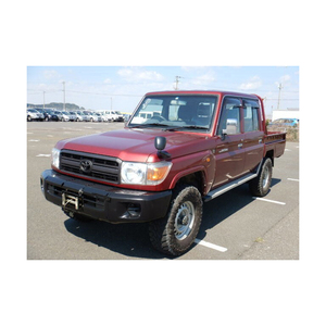 Camioneta Toyota Land Cruiser usada, modelo 2018 - Product Image 1