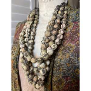 Vintage Seaweed Green Four-<b>String</b> Sari Bead Necklace with Freshwater Pearl Trendy Religious <b>Ball</b> Chain for Party or Gift - Product Image 1