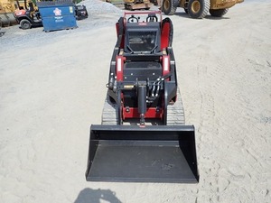 Mini cargadora de dirección deslizante 2024 TX1000W, oruga de fuerza dura con cilindro hidráulico Eaton, diseño de cargador frontal de carga nominal de 9 toneladas - Product Image 4