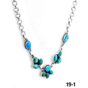 Collier artisanal du Sud-Ouest Émeraude Verte avec turquoise eau blanche et motif floral en argent sterling – Cadeau - Product Image 3