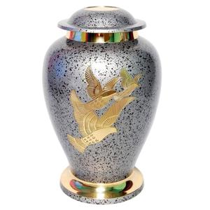 Urnes de crémation pour adultes en laiton de haute qualité avec belle gravure émail vert or fini pour les cendres humaines urnes funéraires en métal - Product Image 3