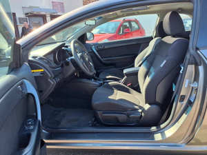 รถยนต์มือสองคุณภาพดีราคาประหยัด ปี 2012 คีอา ฟอร์เต้ คูป พวงมาลัยซ้าย - Product Image 2