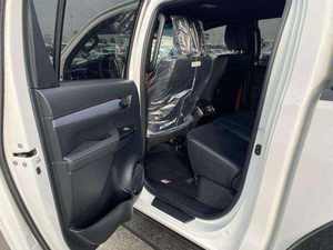TOYOTA <span class=keywords><strong>Hilux</strong></span> GR Sport 2024 de Doble Cabina, Diésel, Automática, Turbo, <span class=keywords><strong>Camioneta</strong></span> Usada de Alto Rendimiento, Lista para Enviar - Product Image 5