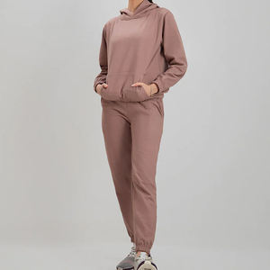 Diseño personalizado mujer chándal OEM Slim Fit mezcla de algodón de alta calidad al por mayor gimnasio ropa deportiva Jogger traje - Product Image 5