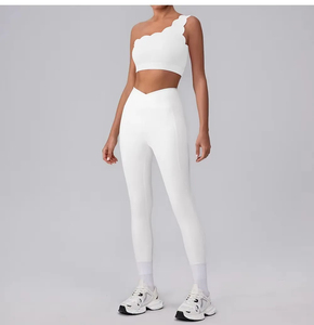 Los mejores conjuntos sólidos de Yoga de cintura alta, mallas transpirables de nailon de 2 piezas y sujetadores deportivos con logotipo frontal - Product Image 4