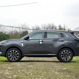 Nuevo Modelo 2026, Auto Híbrido Enchufable Económico, Changan CS55 Plus idd PHEV, 125 km, 5 Puertas, 5 Asientos, SUV, 158 kW, Batería de 18.4 kWh, Vehículo Eléctrico - Product Image 3