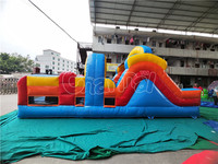 Parcours d'obstacles gonflable personnalisé avec arche et toboggan, jeux de défi de course, équipement de terrain de jeu extérieur pour enfants avec sol souple