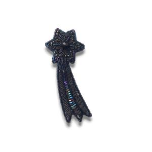 Broche bordado de conchas marinas bordado a mano y broche de moda con cuentas de alambre de lingotes - Product Image 2