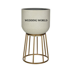 Jardinière galvanisée avec support Jardinière rectangulaire faite à la main d'excellente qualité Jardinière stylisée en gros Nouveau design - Product Image 5