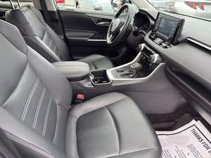 Toyota RAV4 Híbrido XLE 2023 a Precio Económico - Product Image 5