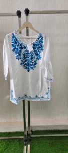 เสื้อกล้ามปักสีขาวน้ำเงินเข้มสำหรับผู้หญิง, เสื้อลำลองแขนปกติลายเรขาคณิตตัวยาวสั้นสำหรับฤดูใบไม้ผลิฤดูใบไม้ร่วง - Product Image 3