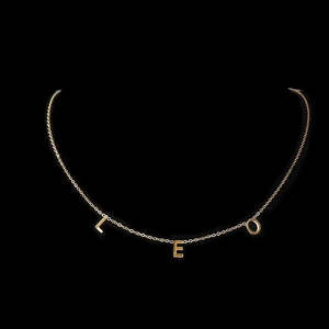 Collier avec pendentif fin du signe du zodiaque Lion - Product Image 1