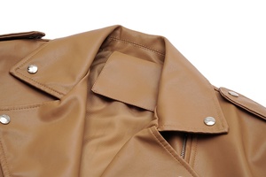 Chaquetas de cuero sintético para mujer, estilo motociclista, con hombros caídos y detalles de encaje, impermeables, acolchadas, holgadas, informales, para primavera y otoño - Product Image 2