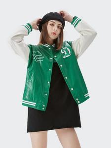 2024 Top Tendance Femmes Premium Qualité Laine Varsity Veste Coupe Décontractée Respirant Peau De Mouton Traitement Fini - Product Image 4