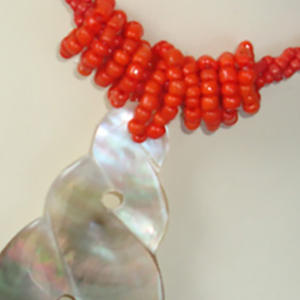 Collier sculpté en coquillage avec perle de 50 mm, style bohème, cadeau pour les occasions - Product Image 2