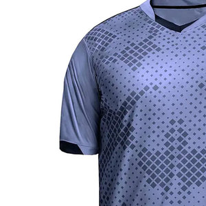 เสื้อฟุตบอลสำหรับผู้ใหญ่น้ำหนักเบาผ้าโพลีเอสเตอร์ระบายอากาศได้ดีผ้า100% - Product Image 4