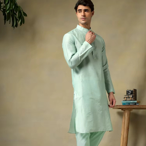 Conjunto de Kurta y Pijama de Algodón y Seda Turquesa para Hombre |   Camisa de Manga Larga con Cuello Redondo, Corte Recto, Transpirable, Informal de Verano, Diseño Étnico - Product Image 1