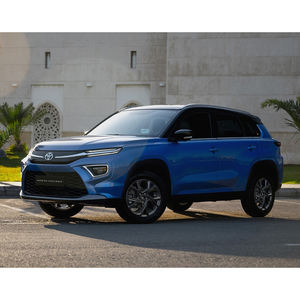 SUV compact Toy-ota Urban Cruiser d'occasion avec intérieur confortable et caractéristiques modernes - Product Image 2