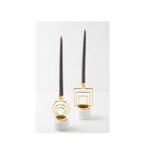 Porte-bougie double en métal de designer avec travail sculpté, adapté aux maisons traditionnelles, aux fonctions religieuses et aux cérémonies - Product Image 3