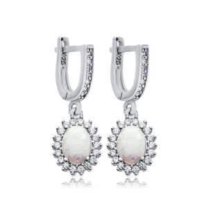 Pendientes colgantes de plata de ley 925 turcos hechos a mano al por mayor con diseño de piedra de ópalo blanco de corte ovalado - Product Image 1