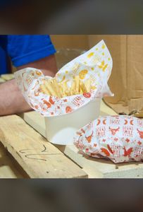 Papel de regalo de alimentos de grado de mejor calidad con diseño de logotipo impreso personalizado Papel de regalo de aperitivos a prueba de grasa impreso blanco - Product Image 2