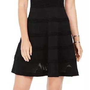 Vestito svasato nero da donna Vince Camuto, taglia grande, senza maniche, in rete traspirante, con vita naturale - Product Image 3