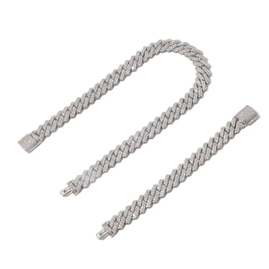 Chaîne et bracelet cubains sertis de diamants de luxe avec pavé de diamants moissanite, bijoux hip-hop étincelants pour hommes et femmes, à porter pour les fêtes - Product Image 1