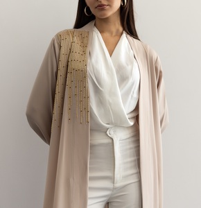 Abaya en soie beige de qualité supérieure pour adultes faite à la main - Product Image 3