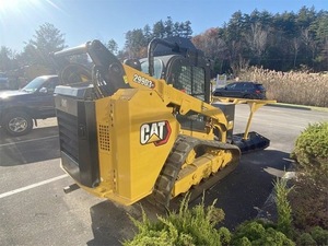 Cargadora compacta usada CAT 299D3 con accesorio triturador de servicio pesado, pocas horas de uso, máquina potente para trabajos agrícolas en venta - Product Image 1