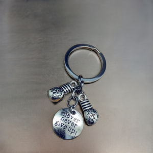 N'abandonnez jamais la boxe porte-clés de gymnastique en métal motivationnel pour hommes porte-clés de voiture élégant <span class=keywords><strong>prix</strong></span> usine - Product Image 6