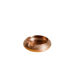 Cendrier en métal argenté carré vintage en gros avec motif floral gravé orné Accessoire de fumeur pour la maison et le bar Fournisseur de cendriers - Product Image 4