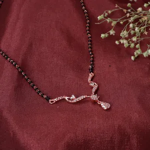 Collier de perles en plaqué or rose avec CZ pour femme, idéal pour le quotidien et la mode - Product Image 1