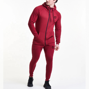 เสื้อกันหนาวมีฮู้ดแขนยาวผ้าฝ้าย100% ซิปตรงกับกางเกงจ็อกเกอร์ - Product Image 1