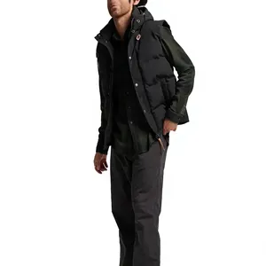 Gilet d'équitation matelassé sans manches en polyester/nylon noir pour homme – Léger et chaud pour l'hiver - Product Image 1
