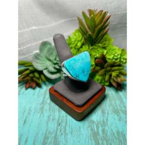 Bague Statement Faite à la Main Navajo en Turquoise Kingman et Argent Sterling, Taille 9, pour Usage Quotidien, avec Incrustation de Pierre Naturelle - Product Image 2