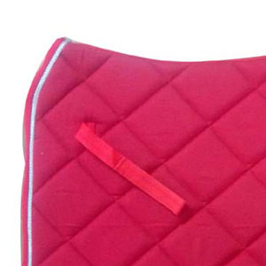 Tapis de selle anglais Premium SoftTouch rembourré et respirant avec doublure en tissu facile à nettoyer pour tous les styles de conduite - Product Image 3