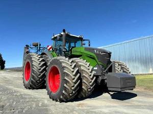 Tractor Multifuncional Fendt 500HP Modelo 1050 Vario - Product Image 3