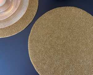 Salvamanteles con Cuentas Hecho a Mano, Decoración de Lujo para Comedor, Diseño Personalizado, Duradero, Antideslizante, Pieza Única, Regalo de Inauguración de Casa - Product Image 1