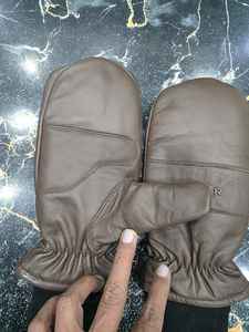 Gants de moto en cuir professionnels pour les sports de plein air avec personnalisation de la marque, design tactile durable - Product Image 2