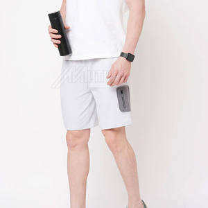 Pantalones cortos de verano ligeros, transpirables y cómodos para hombre, patrón sólido informal en el mejor material - Product Image 5