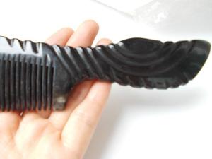 Peigne de poche en corne de vache fait main, écologique et luxueux, à dents fines - Design moderne pour un usage quotidien, cadeaux d'affaires et décoration intérieure - Product Image 2